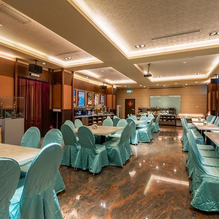Fu Hsiang Hotel Yilan Exterior photo